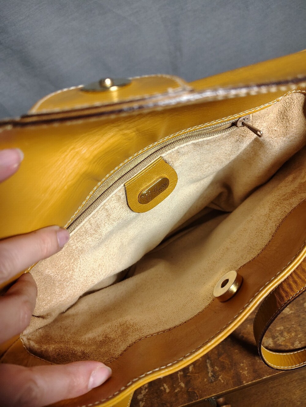 Gucci Yellow Leather and GG Canvas Crossbody Bag - Picture 7 of 13